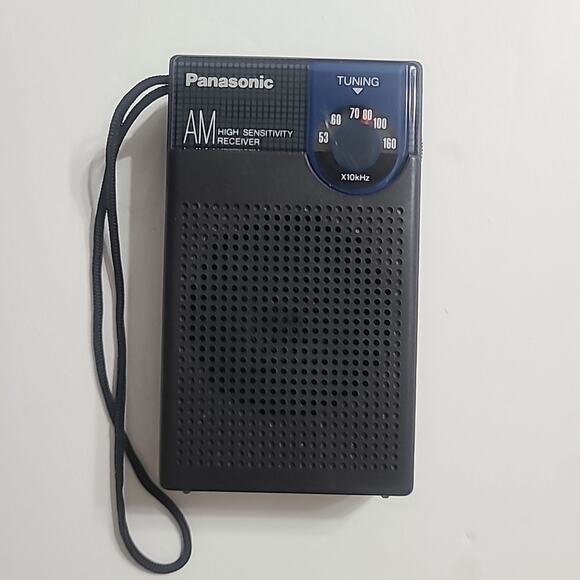 Panasonic R-1007 AM High Sensitivity Receiver Portable Vintage Pocket Radio
